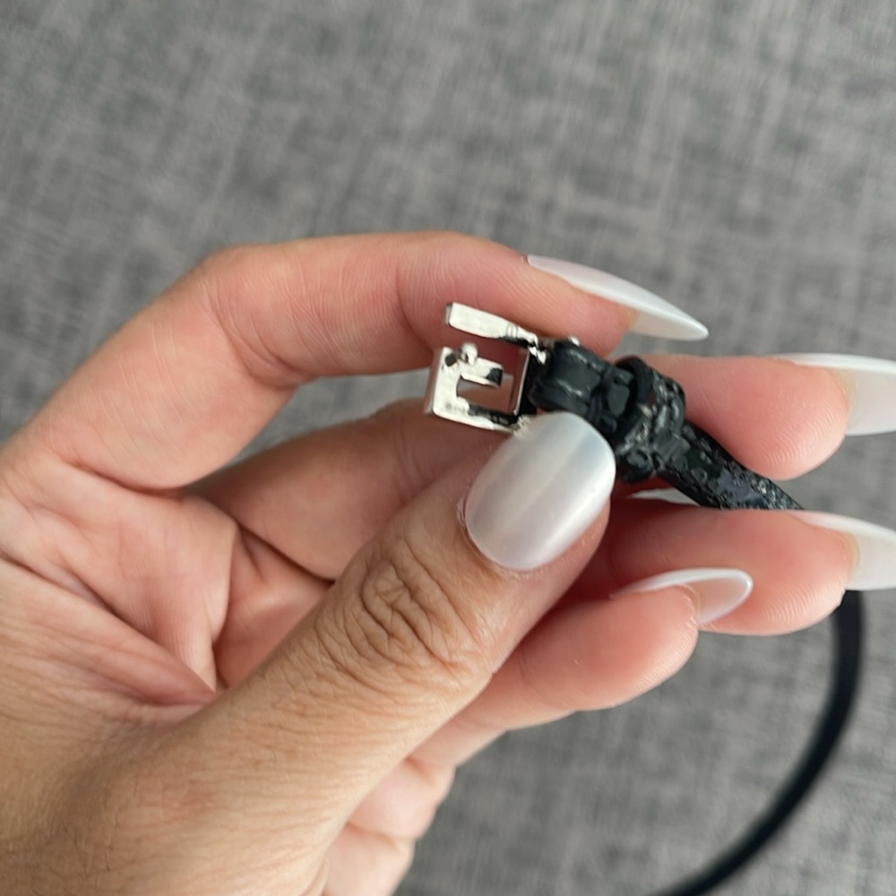 Gucci logo leather choker or bracelet - Picture 6 of 8
